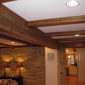 heart-pine-support-beams